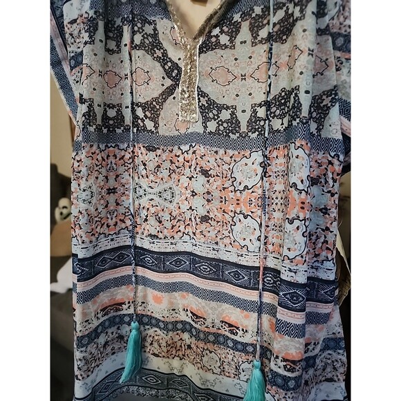 One World Womens Small Geometric Print Tshirt Tunic Top NWT B7 Excellent Sequins - Picture 3 of 6